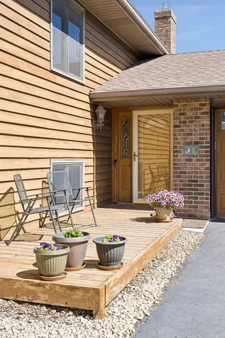 8124 W 102nd Street Bloomington MN 55438