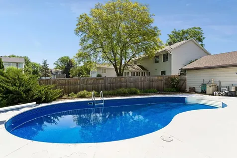 8124 W 102nd Street Bloomington MN 55438