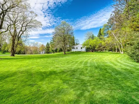 205 Oakview Road West Saint Paul MN 55118