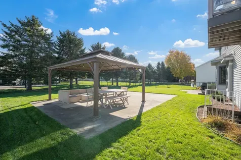 2980 Darcy Drive NE Rochester MN 55906