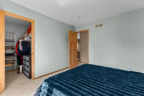 2980 Darcy Drive NE Rochester MN 55906