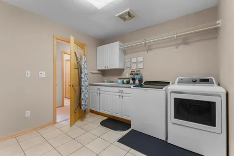 2980 Darcy Drive NE Rochester MN 55906