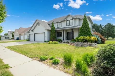 2980 Darcy Drive NE Rochester MN 55906