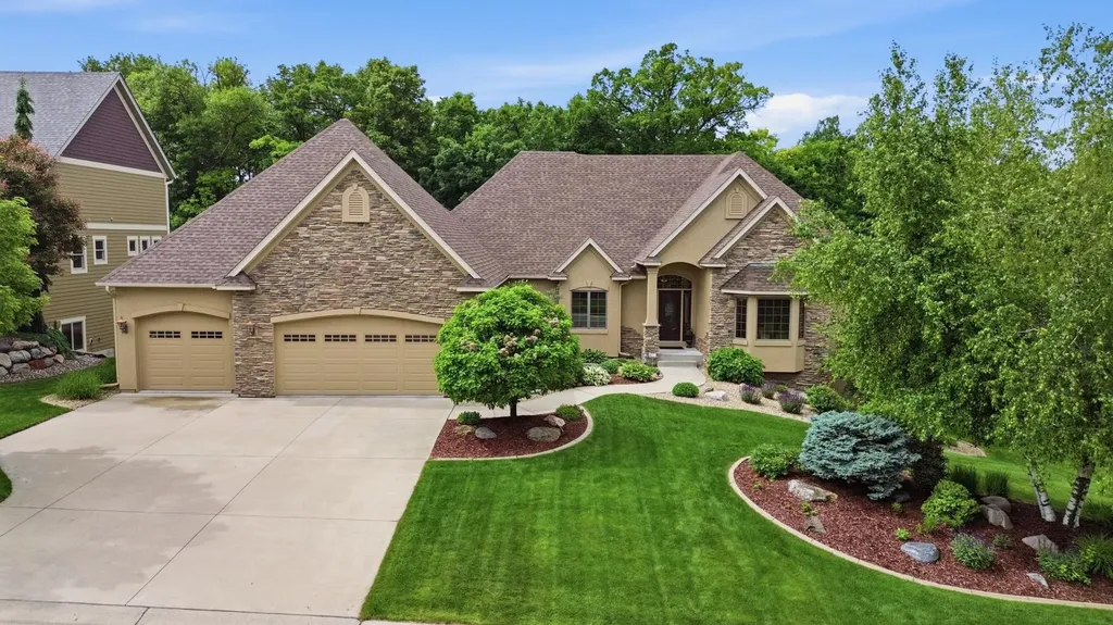 3249 Wilds Ridge NW Prior Lake MN 55372