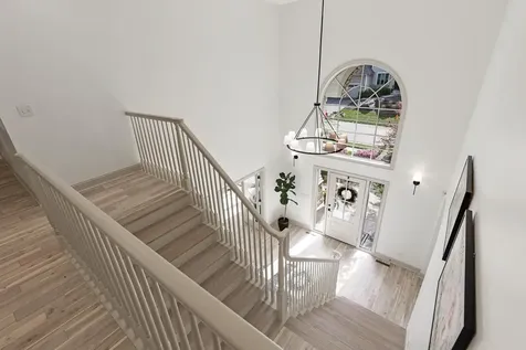 8562 French Curve Eden Prairie MN 55347