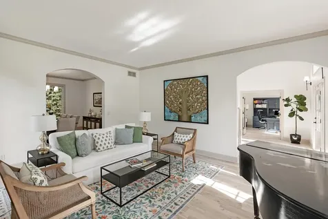 8562 French Curve Eden Prairie MN 55347