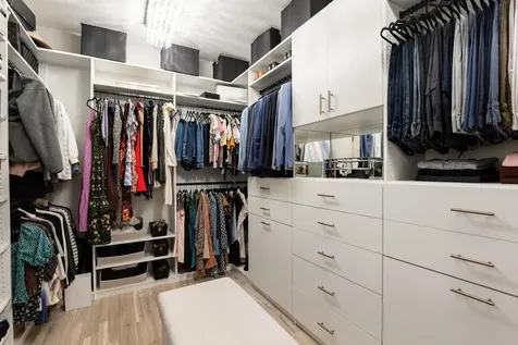 8562 French Curve Eden Prairie MN 55347