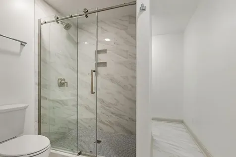 8562 French Curve Eden Prairie MN 55347