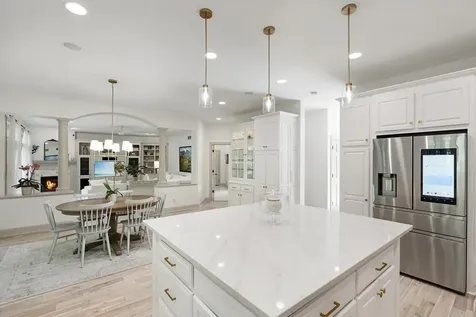 8562 French Curve Eden Prairie MN 55347