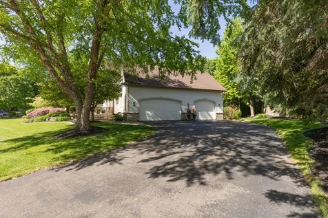 8562 French Curve Eden Prairie MN 55347
