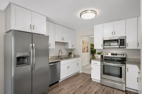 1159 Edgcumbe Road Saint Paul MN 55105