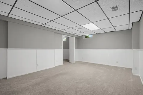 1159 Edgcumbe Road Saint Paul MN 55105