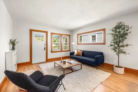 5233 44th Avenue S Minneapolis MN 55417