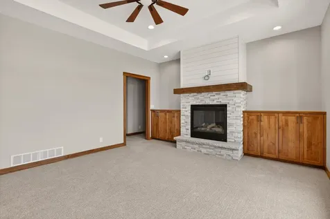 L3B2 Miller Pl NW Rochester MN 55901