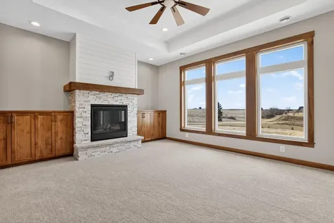 L3B2 Miller Pl NW Rochester MN 55901