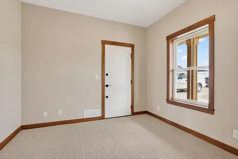 L3B2 Miller Pl NW Rochester MN 55901