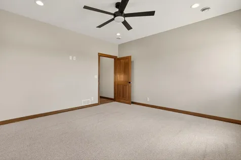 L3B2 Miller Pl NW Rochester MN 55901