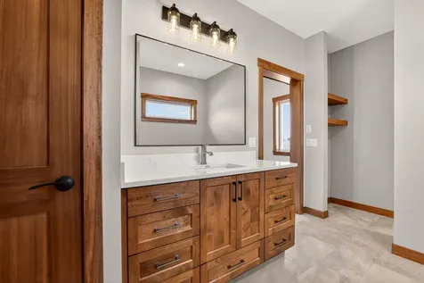 L3B2 Miller Pl NW Rochester MN 55901