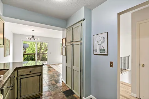 2890 Castleford Court Woodbury MN 55125