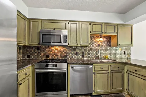 2890 Castleford Court Woodbury MN 55125