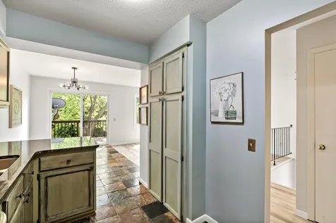 2890 Castleford Court Woodbury MN 55125