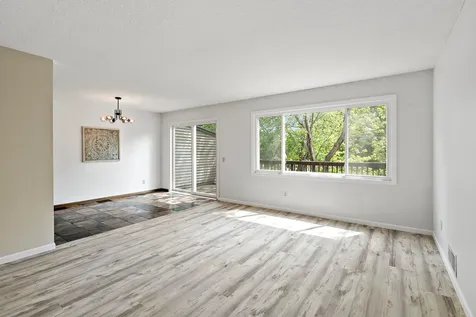 2890 Castleford Court Woodbury MN 55125