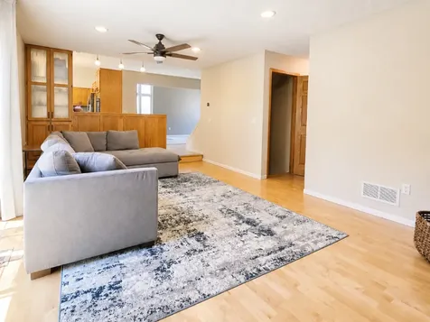 7001 46th Street N Oakdale MN 55128