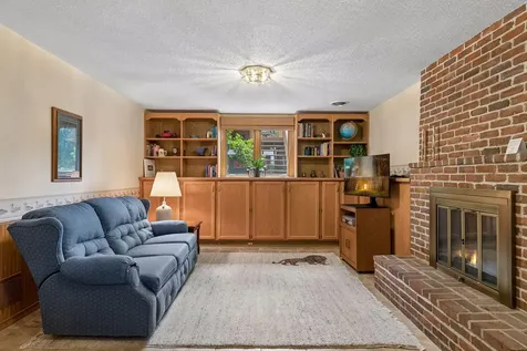 18025 33rd Avenue N Plymouth MN 55447