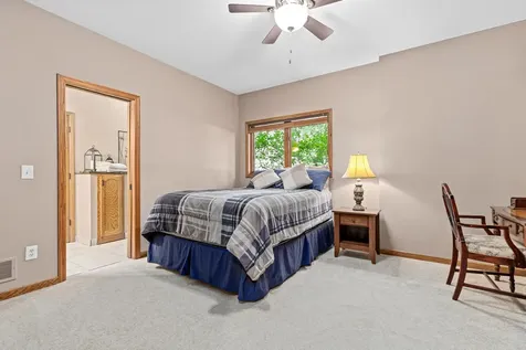 13687 Dunbar Way Apple Valley MN 55124