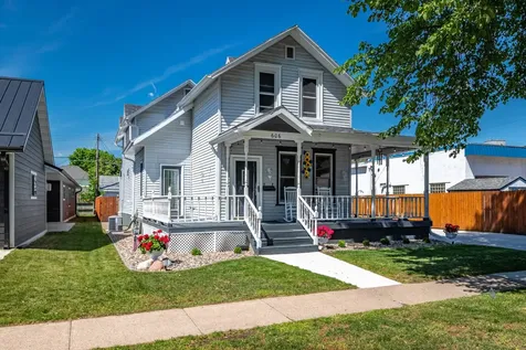606 W 5th Street Winona MN 55987