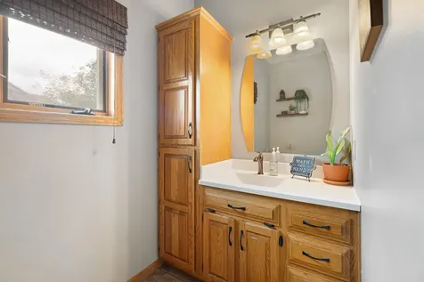 1845 Paulis Drive Faribault MN 55021