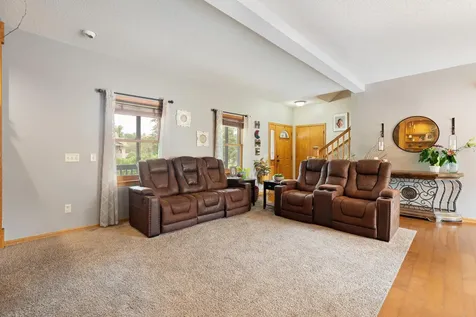 1845 Paulis Drive Faribault MN 55021
