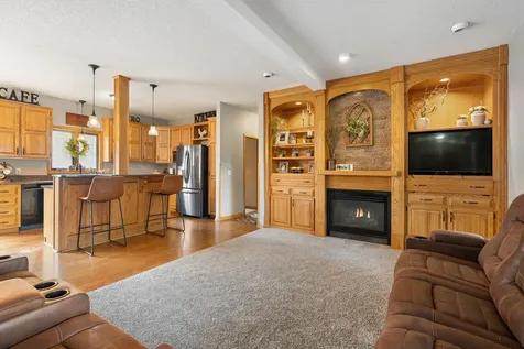 1845 Paulis Drive Faribault MN 55021