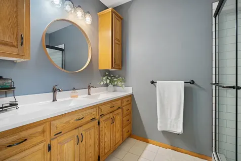 1845 Paulis Drive Faribault MN 55021