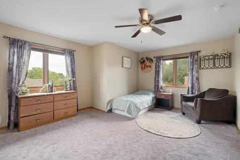 1845 Paulis Drive Faribault MN 55021
