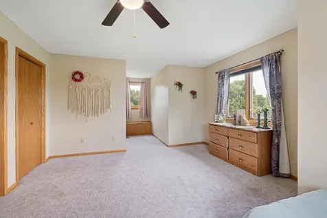 1845 Paulis Drive Faribault MN 55021