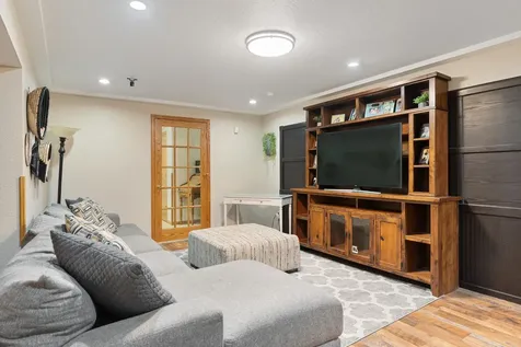 1845 Paulis Drive Faribault MN 55021