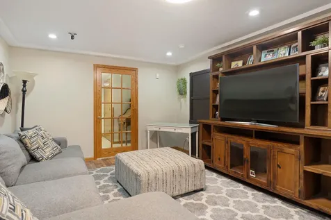 1845 Paulis Drive Faribault MN 55021