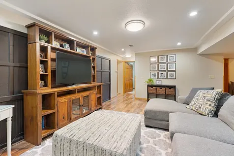 1845 Paulis Drive Faribault MN 55021