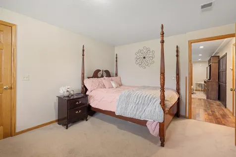 1845 Paulis Drive Faribault MN 55021