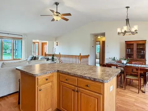 2001 Eastbay Avenue Balaton MN 56115
