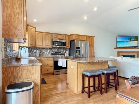 2001 Eastbay Avenue Balaton MN 56115