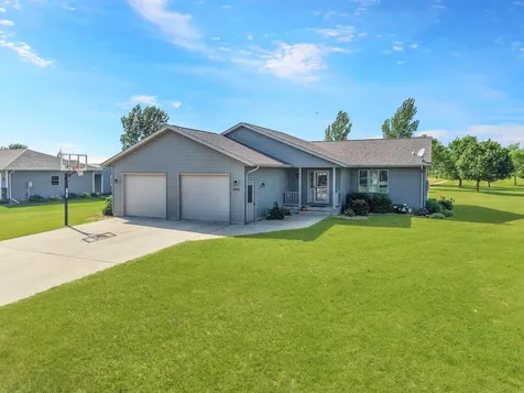 2001 Eastbay Avenue Balaton MN 56115