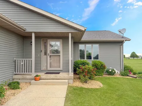 2001 Eastbay Avenue Balaton MN 56115