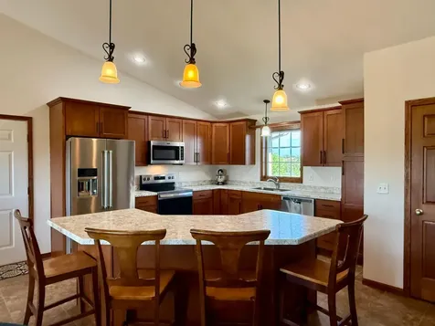 1798 Tiger Ridge Drive Albert Lea MN 56007