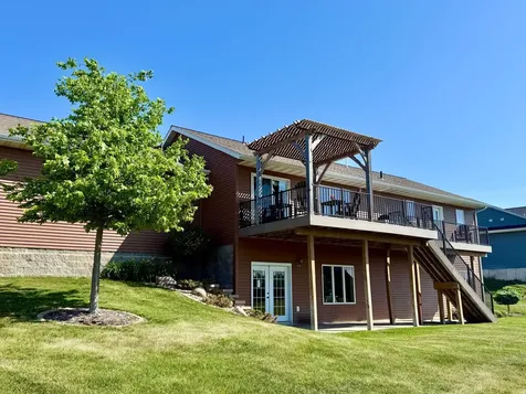 1798 Tiger Ridge Drive Albert Lea MN 56007