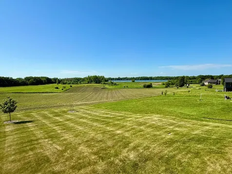 1798 Tiger Ridge Drive Albert Lea MN 56007