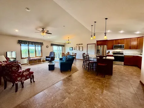 1798 Tiger Ridge Drive Albert Lea MN 56007