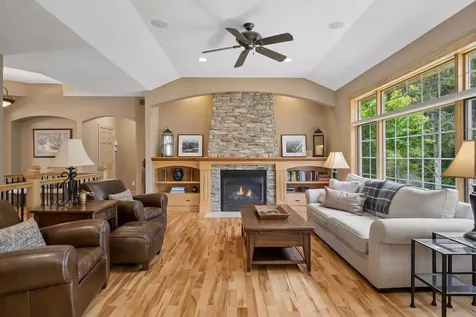 10161 James Avenue NE Otsego MN 55362