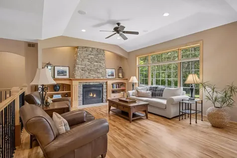 10161 James Avenue NE Otsego MN 55362